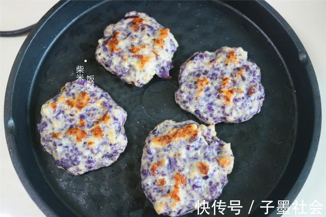 鸡腿|这饼食材多，营养全，5个孩子抢着吃，网友：看着就美味