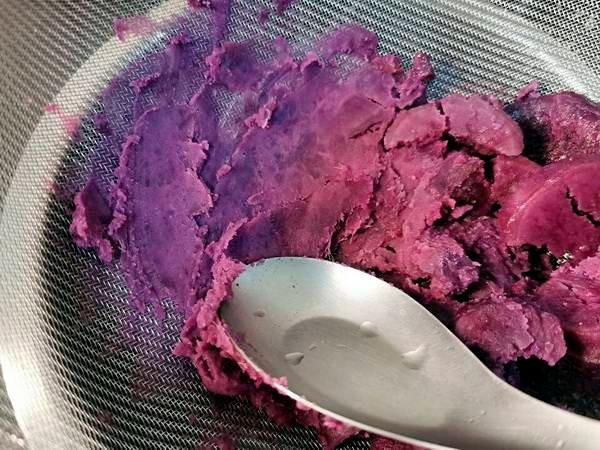 看似三明治,却是香甜软绵的紫薯夹心蛋糕