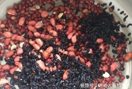 黏稠|早餐煮杂粮粥，掌握1点窍门，粥软糯黏稠香味足，豆子不生硬