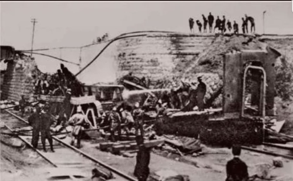 照片|1928年6月,张作霖专列在奉天被炸时的现场照片