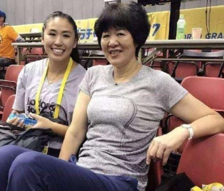 女排|郎平退休生活滋润!如今彻底告别女排,在美国住中式豪宅逛奢侈店
