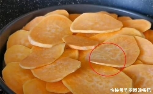 红薯里加2个鸡蛋,不用烤不用烙,出锅比吃肉还香