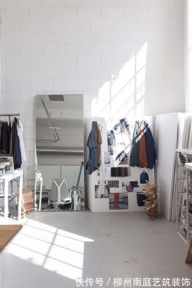 环氧树脂|如何恢复染色混凝土地板?轻松改变染色混泥土地板