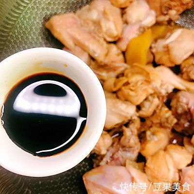 香菇焖鸡|自制香菇焖鸡，再也不用买了