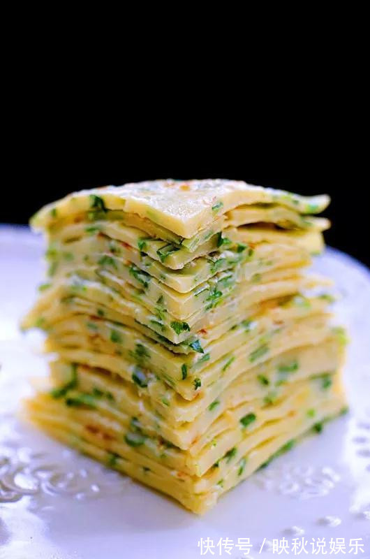 面糊|鸡蛋和韭菜也可以做早餐饼这样做鸡蛋饼，每天当早饭都不会腻！