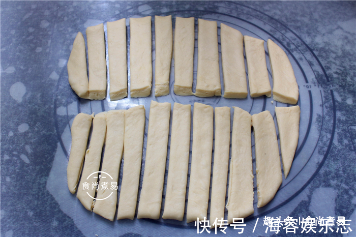 添加剂|油条自己在家做,蓬松香软又清爽,好吃不油腻,比市售的健康