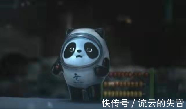 康辉|冬奥会闭幕式看点多康辉解说遇尴尬场面,冰墩墩含泪挥手告别!