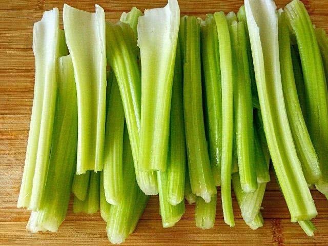 排毒养颜|人到中年想长寿,3种食物敞开吃,补充营养,延缓衰老,试试吧