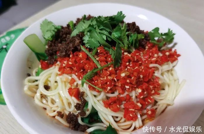 碗面|峨眉人早晨的第一碗面,你吃的哪家