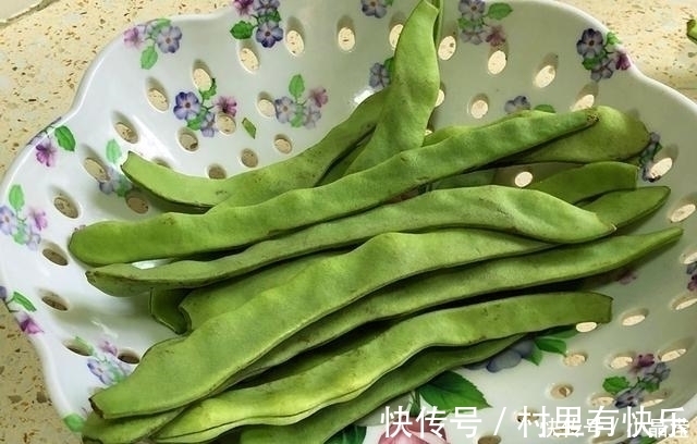 补钙|此菜1年4季都很贵,补钙比牛奶更强,再贵我家每周也要吃4次