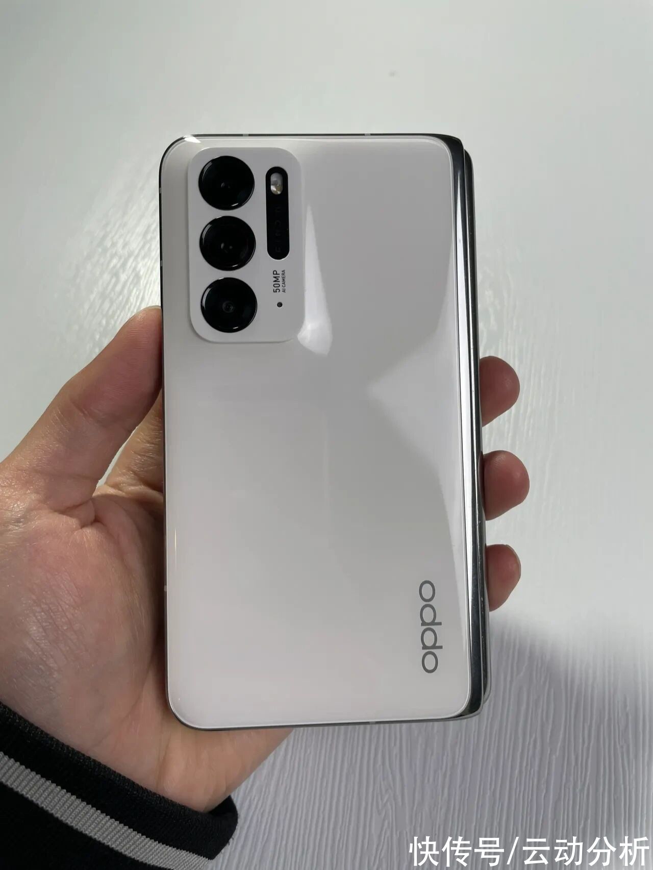 find|抢先上手OPPO Find N：想抢购的可以先看过来，可别花了冤枉钱