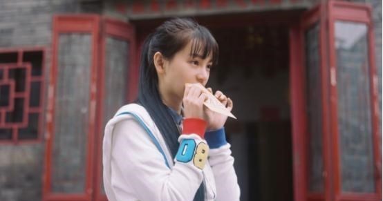 香香公主|文理校花大PK, 清纯款和御姐型难分伯仲, 直男们说: “我都要”