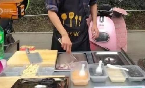 在成都,我的新疆米粉店只活了17天