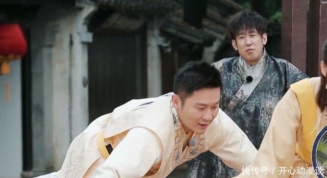 奔跑吧 半夜笑到捶床!这位32岁“东北活宝”,让这档烂综艺又火了