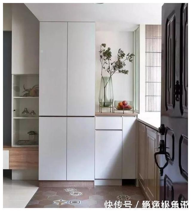 小三室|71平温馨小三室,玄关就很漂亮,客厅不装吊顶大白墙,最舒适的家