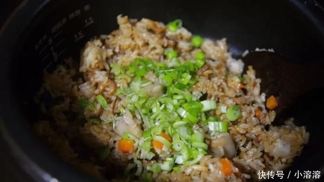 上桌|家人没胃口,教你用香芋做一锅焖饭,香味扑鼻,上桌吃3碗,好吃
