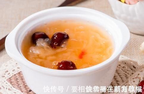 银耳汤|煮银耳，只剪碎是不够的，学会正确方法，20分钟出胶，汤汁更浓稠
