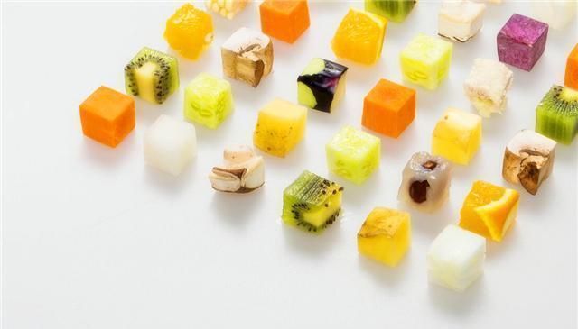 微量元素|长白头发，真只是缺维生素导致的？专家：这几点也有可能导致白发