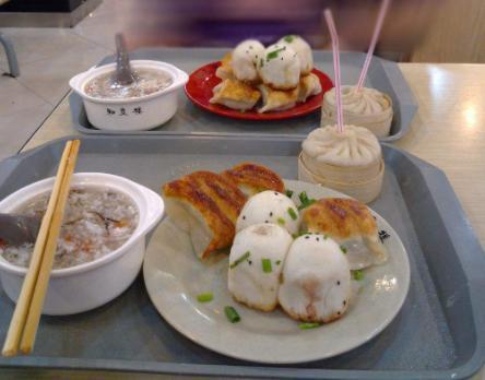 早餐|减肥期间不吃早饭、还是不吃晚饭都不对，两顿饭“反着吃”就行