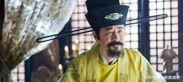 听话|赵匡胤杯酒释兵权，八人听话认怂，他却：我要保护陛下不能交！