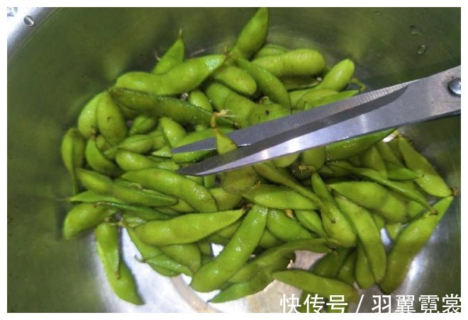 入味|煮毛豆时，最忌直接下锅煮，记住1个窍门，毛豆翠绿好吃又入味