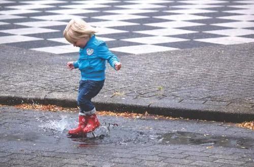 网课群|熊孩子冒充副校长,成功劝服老师解散网课群,网友孩子前途无量