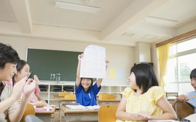 消化|8岁孩子身高将近140，提醒：孩子出现4种表现，要尽早调理