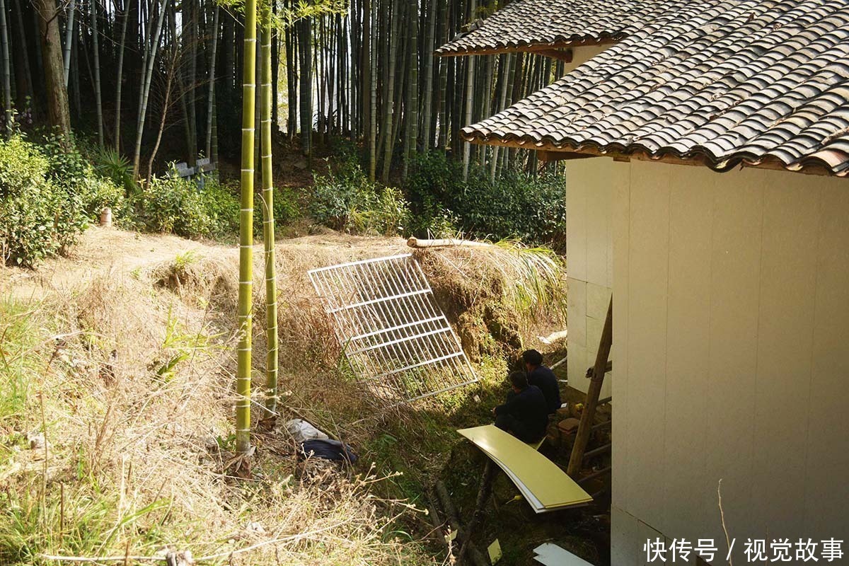 墙板|山村房屋10年无人住，村民装修“穿越时空”，看啥样子