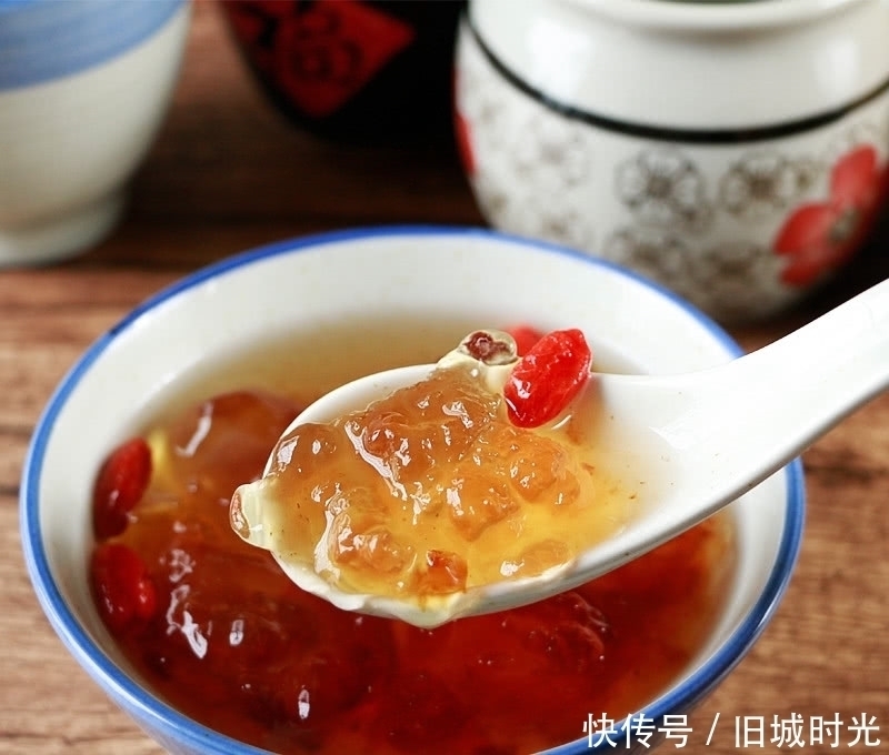 桃胶|皱纹最怕这几种食物,女人每天吃一点,让你的皮肤紧致富有弹性
