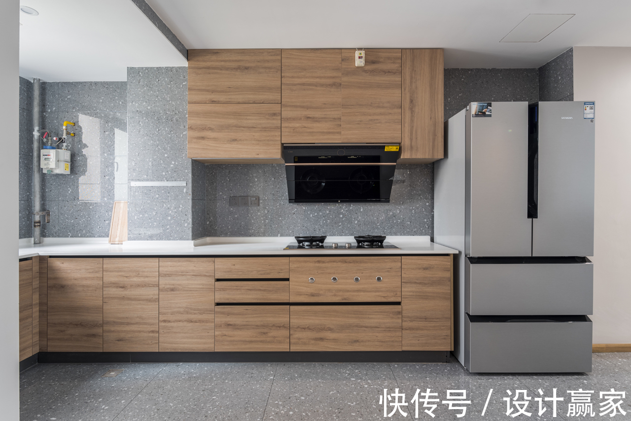 业主|有一种美叫新中式,这套143㎡大平层,透出原木质感,古韵气质