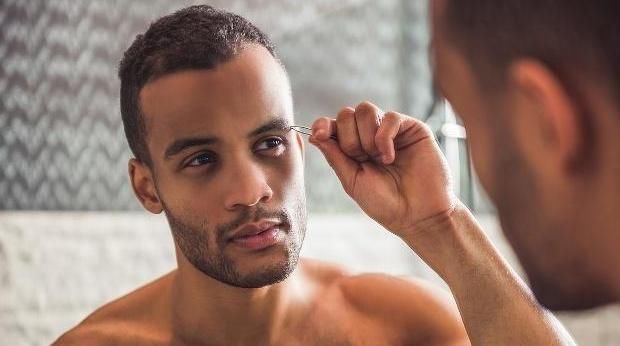 腰板|肾好的人,晨起后通常有3个表现,若能全占,说明肾脏还算健壮!