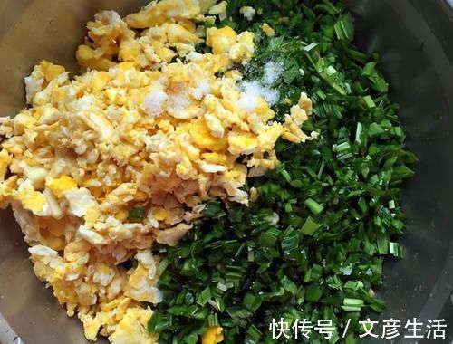 薄皮韭菜馅饼，不发面不烫面，柔软劲道馅鲜美，皮薄如纸味道佳