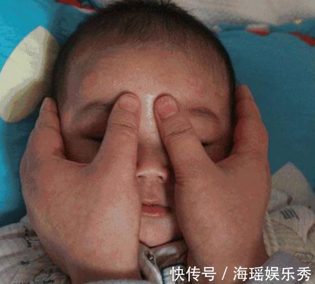 炅妈|为什么孩子会指着空房间说“有人”？不是迷信，父母最好能知道