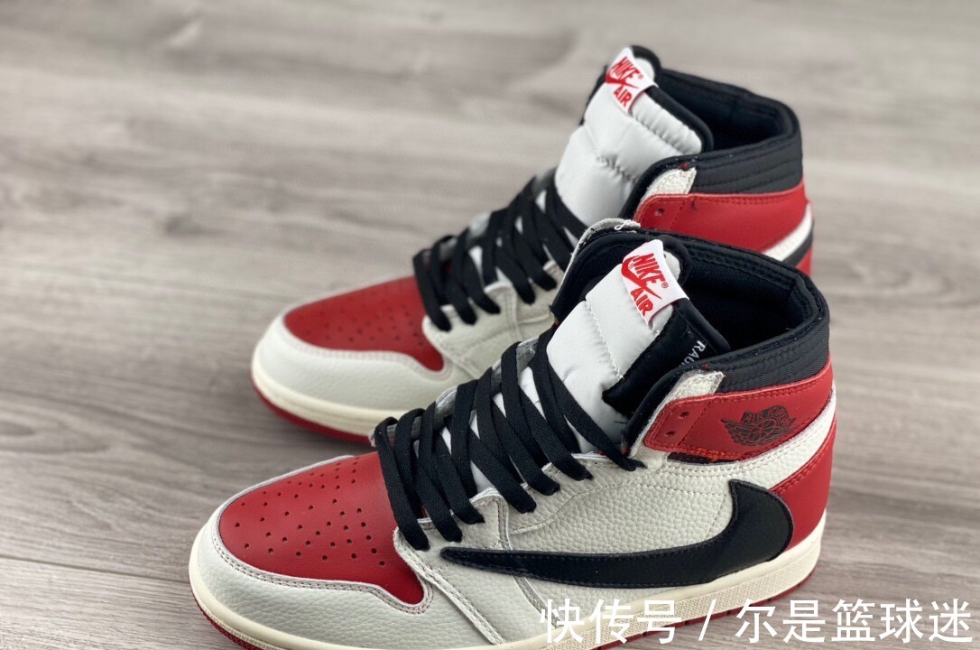 travis TS藤原浩联名闪电倒钩 红白!