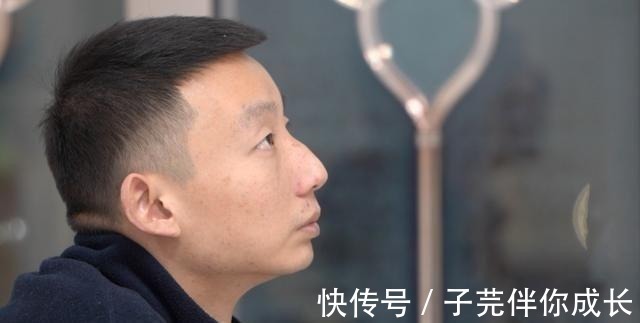 悦悦|田静抱小外甥,悦悦一句话很经典:自己孩子不哄,光抱别人的孩子