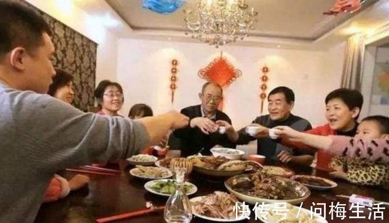 礼节|孩子吃饭有这些“坏习惯”,别惯着,趁早改,晚了会被人看不起