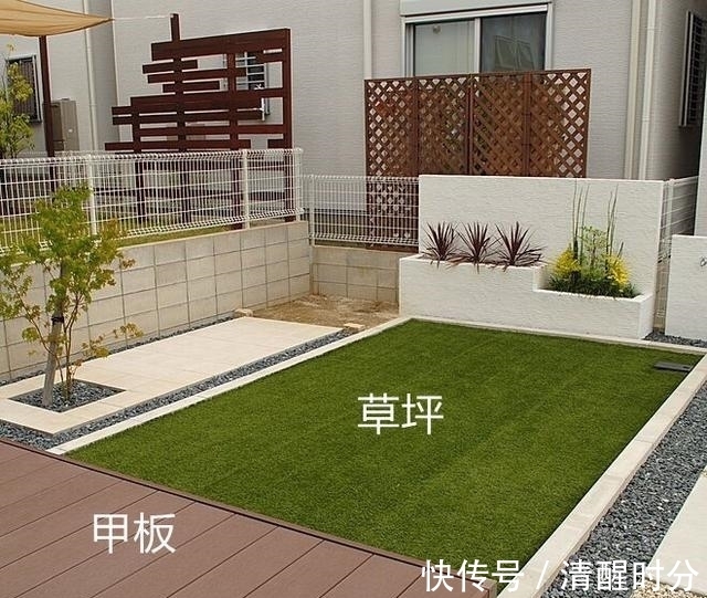 青石板|院子通铺水泥地过时了,甲板+草坪+沙地混铺,简单几种材料就很美