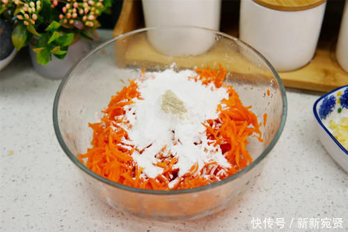 给年夜饭加道菜,“财源滚滚”端上桌,寓意好运齐来,八方进财