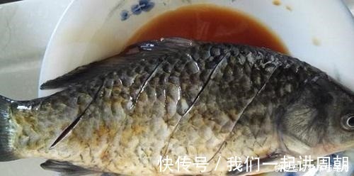 炖鱼汤|不论炖什么鱼,千万别加“这2味料”,否则鱼汤又腥又难喝!