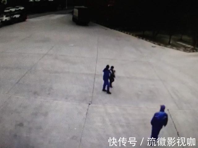 安全座椅|夫妻俩加完油踩着油门走了,留下孩子风中凌乱这是亲爹妈