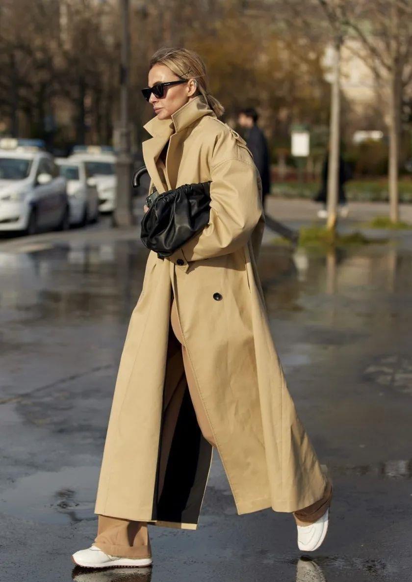 原来大衣配平底鞋也很好看!记住3个公式,小个子也能穿出高挑感