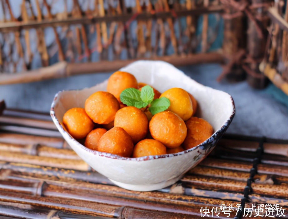 丸子|炸红薯丸子,有人用面粉有人用糯米粉,做错了,难怪丸子会发硬