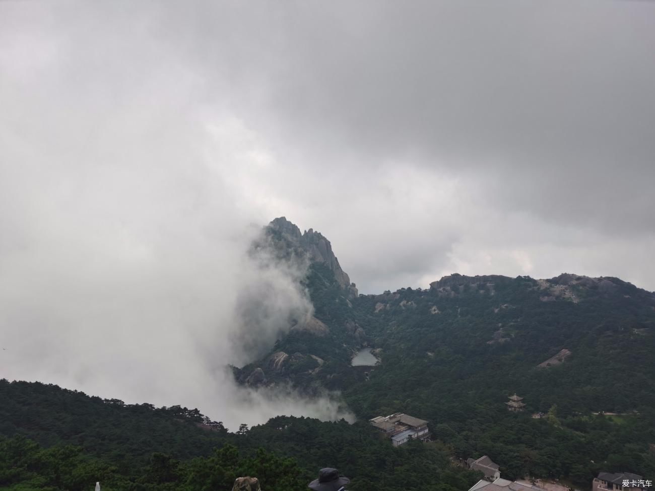 始见黄山，方知山景之美！