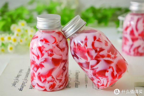 做法|杨梅又有新吃法，放锅里一煮，Q弹爽滑，清凉又解暑，做法超简单