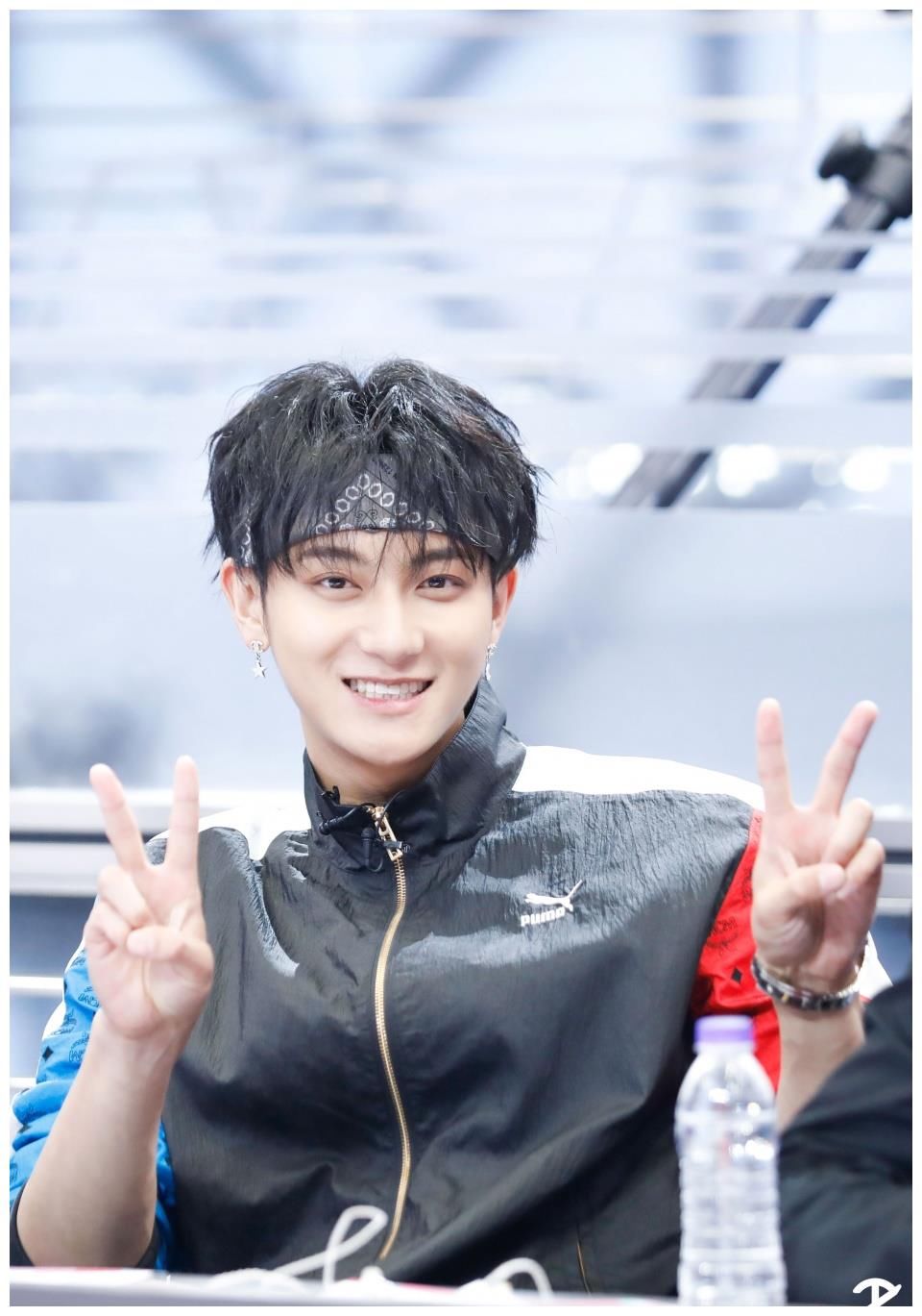 黄子韬张允恩恋情疑似曝光,众多同款被扒,这是实锤了吧!