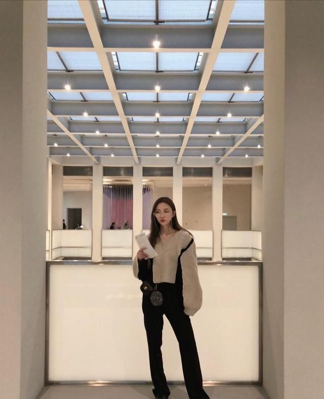 基本款那样配搭才高端大气,溫柔时尚潮流高級又护眼,舒服好搭又显好气场