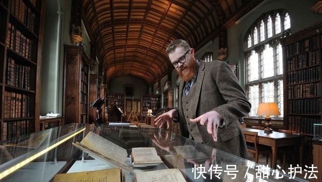 图书馆|16世纪的古籍里夹着50年前的饼干,图书馆:看书时不要吃东西