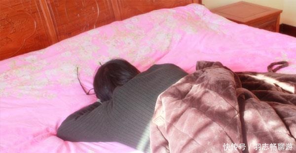  表现|肝脏好的男人，睡觉时可能有五个表现，你若都有，说明肝脏健康