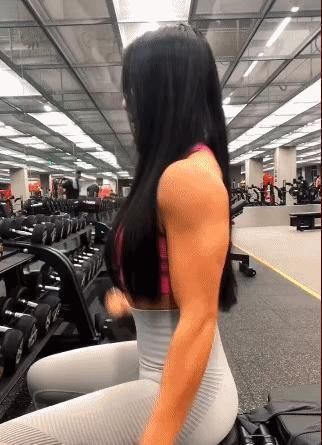 身材|女子健美冠军,用身材向你证明,女性健身只会让你更好看
