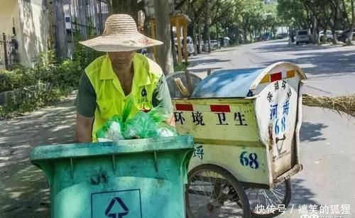 爆棚|58岁中国环卫工大叔健身20年,肌肉爆棚谁说健身是有钱人的爱好